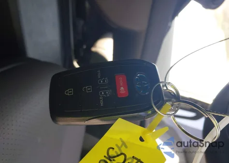 2025 Toyota Sienna Le z USA, uszkodzony, nr VIN 5TDKRKEC6SS244135